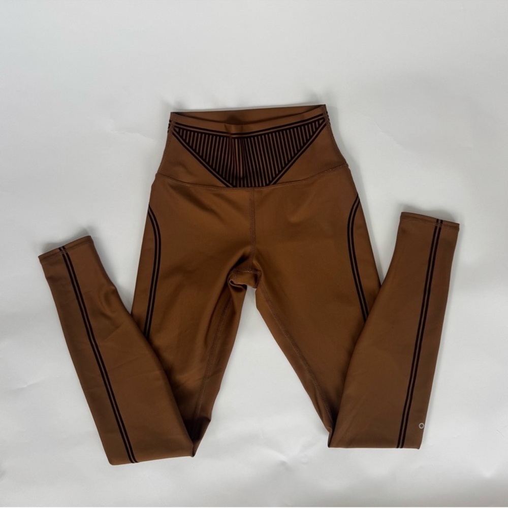 RARE ALO Leggings